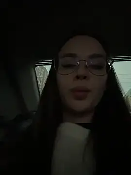 Snapshot of KristiRich chatting on November 30, 2025, 8:26 am KristiRich online show from November 30, 2025, 8:26 am