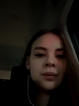 Snapshot of KristiRich chatting on November 22, 2025, 7:40 am KristiRich online show from November 22, 2025, 7:40 am