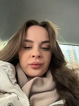 Snapshot of KristiRich chatting on February 3, 2026, 9:58 am KristiRich online show from February 3, 2026, 9:58 am