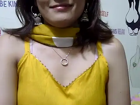 Snapshot of maira_33 chatting on March 8, 2026, 4:21 pm maira 33 online show from March 8, 2026, 4:21 pm