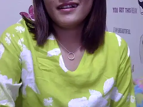 Snapshot of maira_33 chatting on March 22, 2026, 11:45 am maira 33 online show from March 22, 2026, 11:45 am