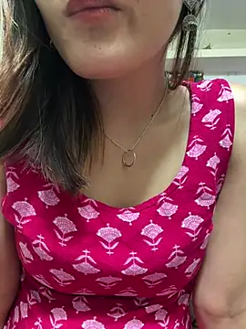 maira 33 online show from July 22, 2026, 7:38 pm