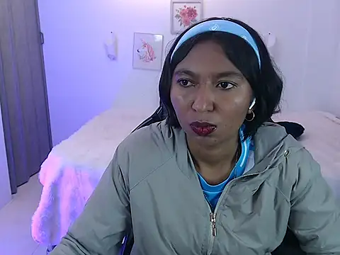 Samanta 777 online show from April 18, 2026, 8:16 am