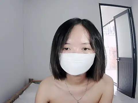 Snapshot of 10tb chatting on December 17, 2025, 8:52 am 10tb online show from December 17, 2025, 8:52 am