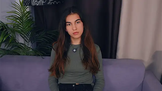 Snapshot of JoelleAter chatting on November 1, 2025, 2:22 pm JoelleAter online show from November 1, 2025, 2:22 pm