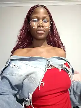 XBarbieDoll8 online show from October 31, 2025, 5:53 pm