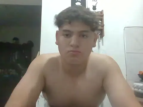 Snapshot of Myboy0020 chatting on January 14, 2026, 3:43 am Myboy0020 online show from January 14, 2026, 3:43 am