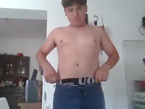 Snapshot of Myboy0020 chatting on January 9, 2026, 6:26 pm Myboy0020 online show from January 9, 2026, 6:26 pm