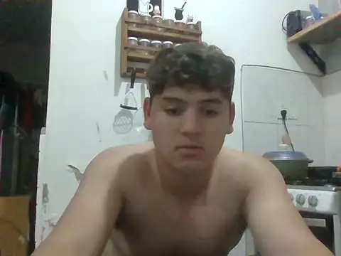 Snapshot of Myboy0020 chatting on November 14, 2025, 3:43 am Myboy0020 online show from November 14, 2025, 3:43 am