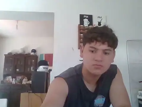 Snapshot of Myboy0020 chatting on December 17, 2025, 12:54 pm Myboy0020 online show from December 17, 2025, 12:54 pm