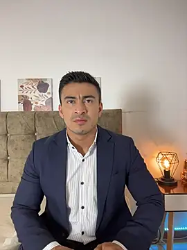 Chris Clarck online show from November 15, 2025, 7:18 pm