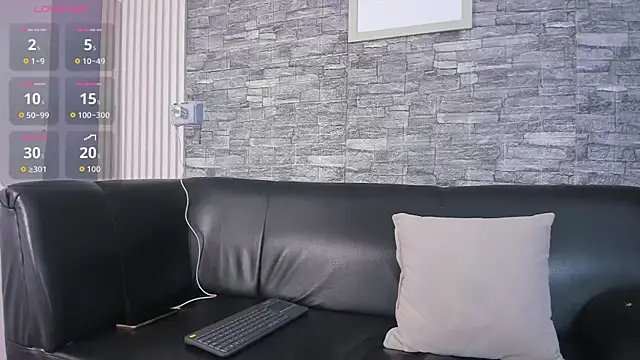 blaze phoenix online show from November 23, 2025, 4:00 am