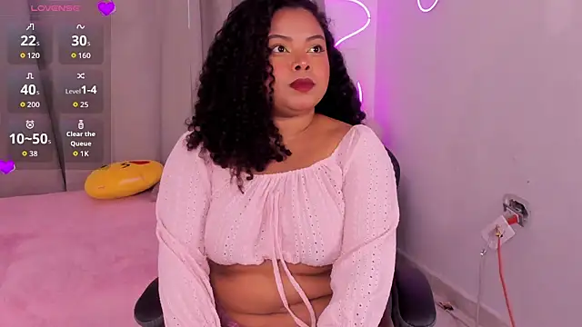 Snapshot of alanaa_gomezz chatting on November 6, 2025, 3:27 pm alanaa gomezz online show from November 6, 2025, 3:27 pm