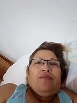 Snapshot of Cessi50 chatting on May 20, 2026, 10:45 am Cessi50 online show from May 20, 2026, 10:45 am