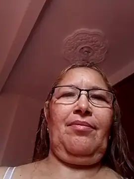 Snapshot of Cessi50 chatting on November 15, 2025, 5:17 pm Cessi50 online show from November 15, 2025, 5:17 pm