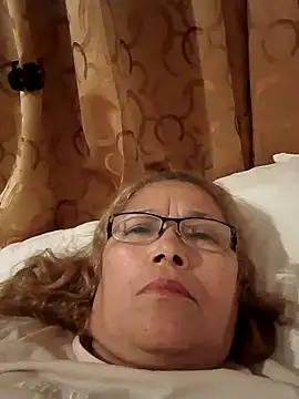 Snapshot of Cessi50 chatting on November 8, 2025, 1:53 am Cessi50 online show from November 8, 2025, 1:53 am