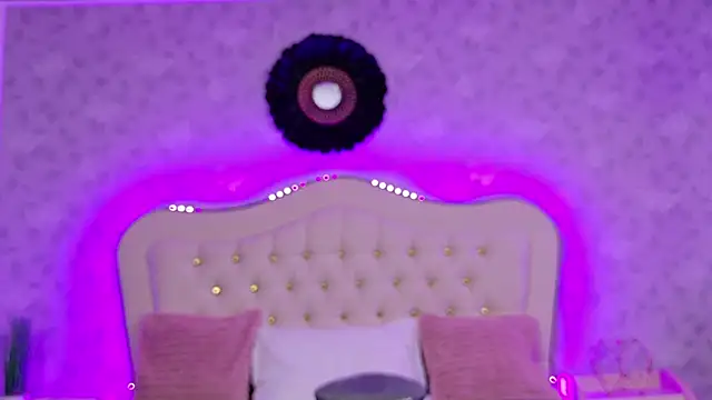 Snapshot of GracieCute chatting on February 3, 2026, 6:22 am GracieCute online show from February 3, 2026, 6:22 am