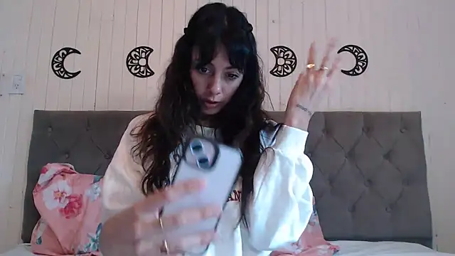 Snapshot of mickystrumia23 chatting on March 17, 2026, 6:44 pm mickystrumia23 online show from March 17, 2026, 6:44 pm