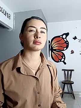 NathyMilf  online show from November 28, 2025, 4:34 am