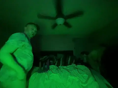 Snapshot of Antnjon chatting on March 18, 2026, 4:59 am Antnjon online show from March 18, 2026, 4:59 am