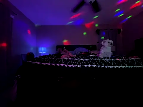 Snapshot of Antnjon chatting on December 14, 2025, 2:07 am Antnjon online show from December 14, 2025, 2:07 am