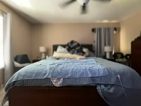 Snapshot of Antnjon chatting on March 9, 2026, 6:00 pm Antnjon online show from March 9, 2026, 6:00 pm