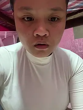 anhanh000 online show from November 3, 2025, 10:52 am