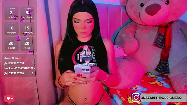 Snapshot of SexyNaza_1 chatting on December 18, 2025, 5:23 am SexyNaza 1 online show from December 18, 2025, 5:23 am