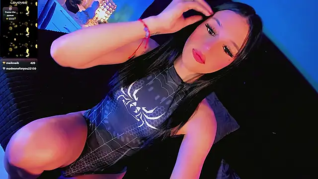 Snapshot of SexyNaza_1 chatting on November 21, 2025, 12:37 pm SexyNaza 1 online show from November 21, 2025, 12:37 pm