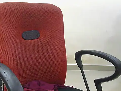 Snapshot of roja-1 chatting on December 14, 2025, 10:54 am roja-1 online show from December 14, 2025, 10:54 am