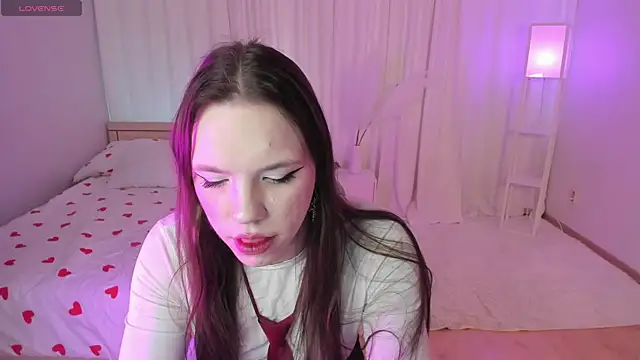 Snapshot of MadisonMongomeri chatting on November 17, 2025, 3:10 am MadisonMongomeri online show from November 17, 2025, 3:10 am