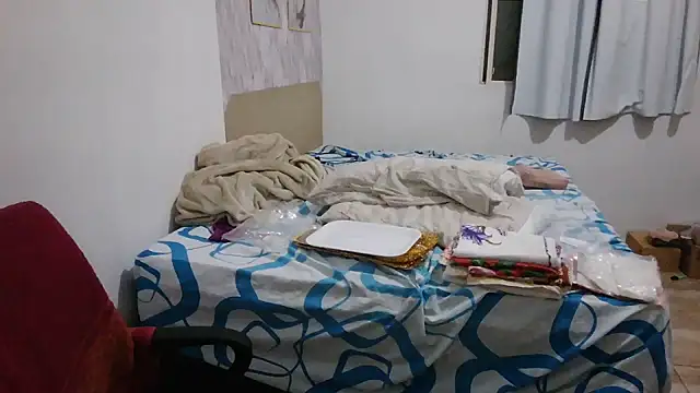 BIADELICIA1 online show from November 14, 2025, 9:40 pm