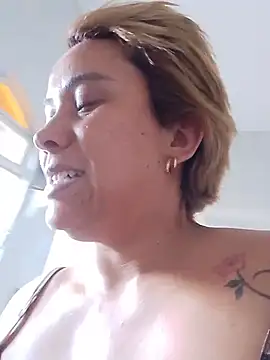 BIADELICIA1 online show from March 26, 2026, 3:32 pm