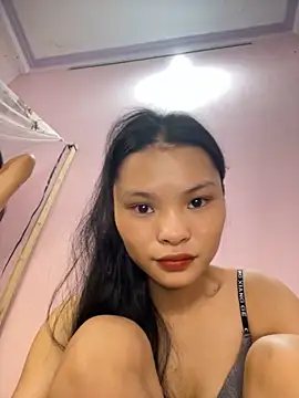 Snapshot of lung-linh chatting on November 12, 2025, 5:44 am lung-linh online show from November 12, 2025, 5:44 am