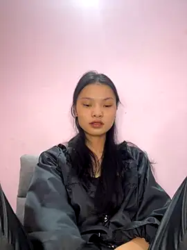 Snapshot of lung-linh chatting on December 3, 2025, 2:01 am lung-linh online show from December 3, 2025, 2:01 am