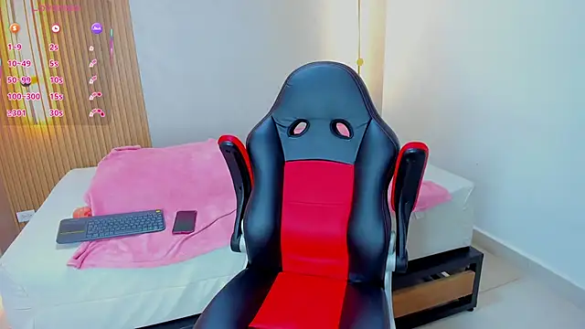 Snapshot of alika_voss chatting on November 21, 2025, 4:11 am alika voss online show from November 21, 2025, 4:11 am