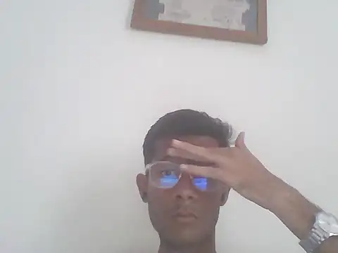 Snapshot of Bull_Dick_69 chatting on December 17, 2025, 10:31 am Bull Dick 69 online show from December 17, 2025, 10:31 am