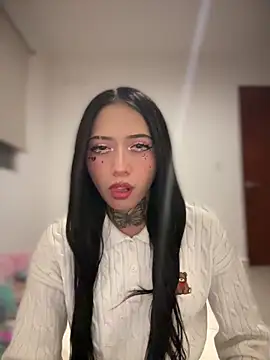 Snapshot of JIORYOvO chatting on December 19, 2025, 4:49 am JIORYOvO online show from December 19, 2025, 4:49 am