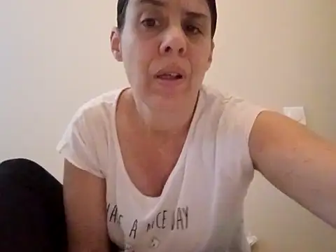 Snapshot of hotnathy69 chatting on December 1, 2025, 8:04 am hotnathy69 online show from December 1, 2025, 8:04 am