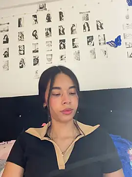 Snapshot of Milleradhara24 chatting on July 1, 2026, 2:12 am Milleradhara24 online show from July 1, 2026, 2:12 am