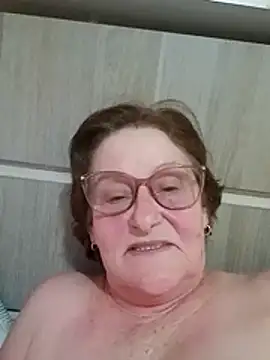 cremiudes online show from November 4, 2025, 7:50 pm