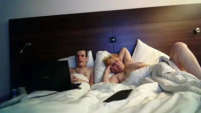 paulus52 online show from November 7, 2025, 4:50 am