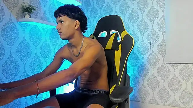 Boy savoy online show from February 22, 2026, 7:37 pm