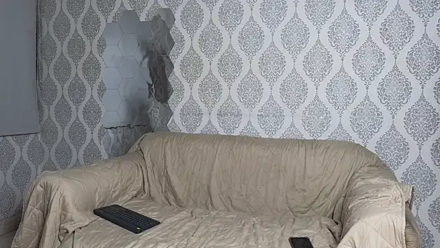 Boy savoy online show from December 4, 2025, 7:29 am