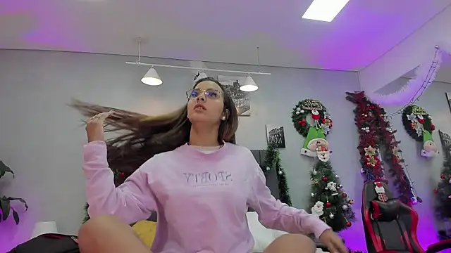 kendra london online show from December 14, 2025, 11:16 am