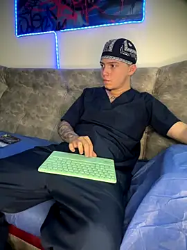 Nick orion online show from November 30, 2025, 6:30 pm