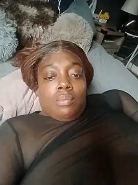 BiancaClarkson online show from November 25, 2025, 5:57 pm