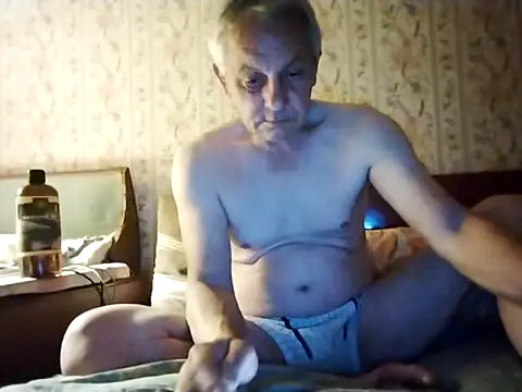 Snapshot of Naturi6 chatting on May 13, 2026, 1:23 am Naturi6 online show from May 13, 2026, 1:23 am