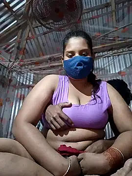 fluffkitty-03 online show from November 10, 2025, 4:45 pm