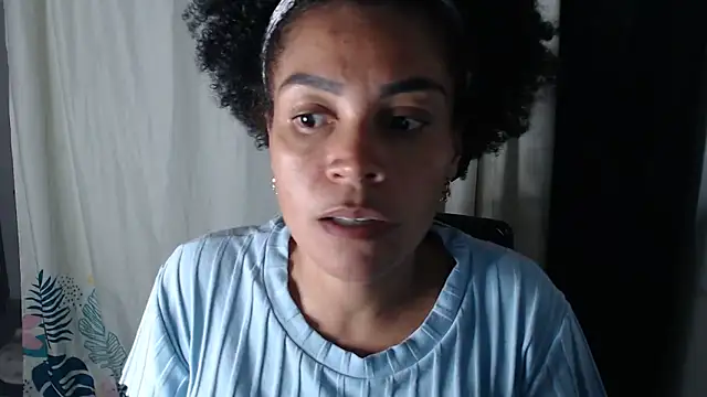Snapshot of shayna_cute chatting on January 16, 2025, 12:55 am shayna cute online show from January 16, 2025, 12:55 am